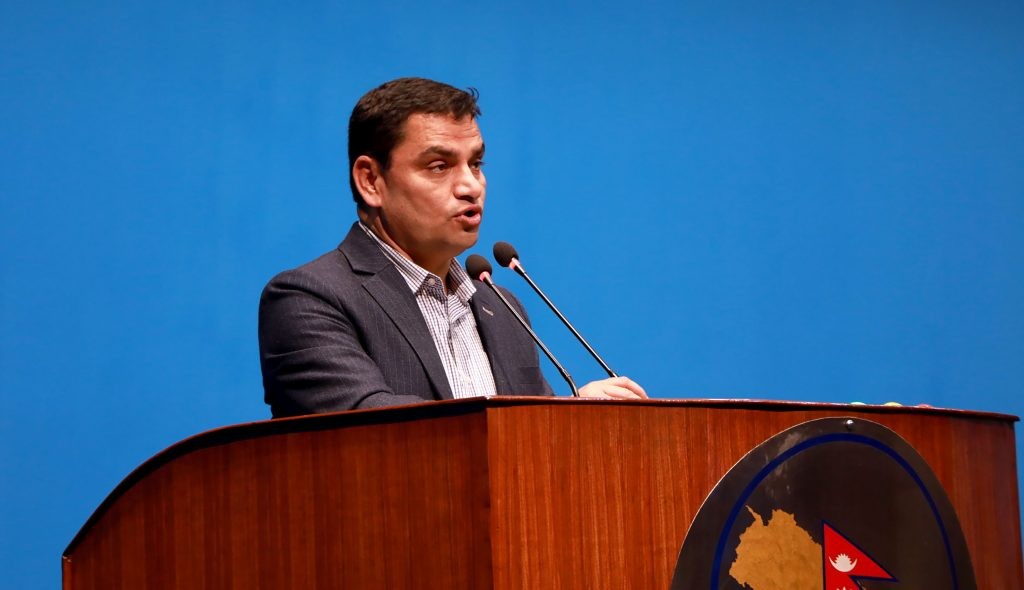 अस्पताललाई स्वास्थ्य बिमा कार्यक्रम रोक्ने अधिकार छैन् : स्वास्थ्य मन्त्री पौडेल