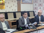 स्वास्थ्य बीमा कार्यदलको प्रतिवेदन सार्वजनिक: पाँच लाख पुर्‍याउने कारणहरु