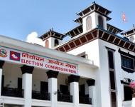 निर्वाचनका लागि अस्पताल र स्वास्थ्यकर्मी तयारी अवस्थामा राख्न आयोगको निर्देशन