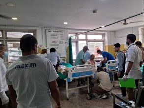 पिक अप दुर्घटना १७ जना घाइते , ३ को अवस्था गम्भीर