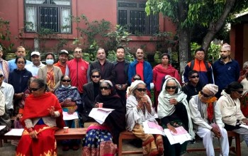 रेसुङ्गा नगरपालिकाले निःशुल्क मोतियाविन्दु शल्यक्रिया गरिदिने