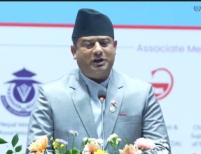 नेपाली औषधि उद्योगीहरूले उच्च गुणस्तरीय औषधि निर्माण गरिरहेका छन् : एपोन अध्यक्ष विप्लव अधिकारी