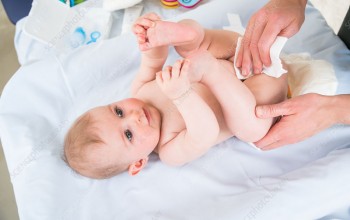 नवजात शिशुको यौनांग कसरी सफाई गरिदिने ?