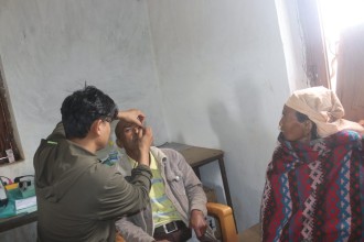 कमल बजारमा दुई दिने आँखा शिविर सुरु
