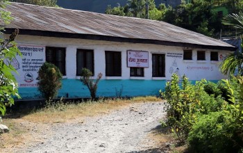अझै बनेन रोल्पा अस्पताल भवन