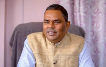 उपप्रधान एवं स्वास्थ्य मन्त्री यादवद्वारा राजीनामा