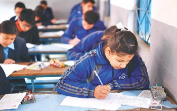कक्षा १२ को परीक्षा आजदेखि , कोरोना सङ्क्रमण पुष्टि भएका विद्यार्थीहरूलाई पछि छुट्टै व्यवस्था गरिने