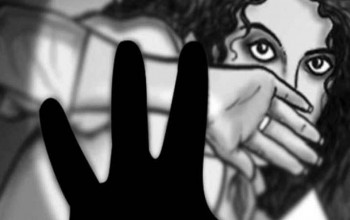 अपाङ्ग महिलालाई बलात्कार गरेको आरोपमा  दुई जना पक्राउ