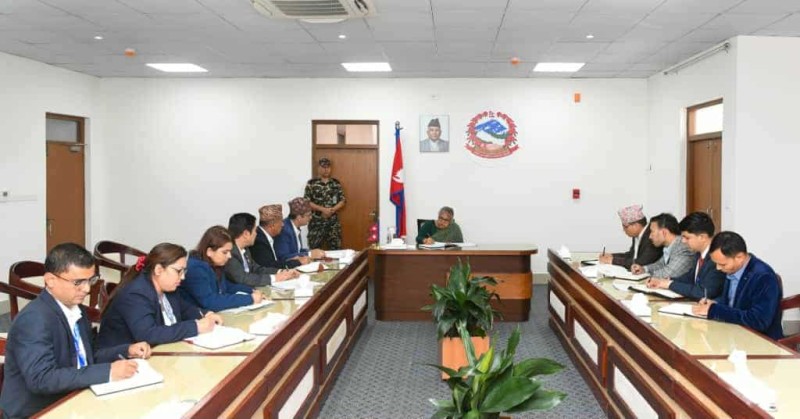 नर्स आन्दोलनप्रति प्रधानमन्त्री कार्कीको चासो, समाधानका लागि स्वास्थ्य मन्त्रालयलाई निर्देशन