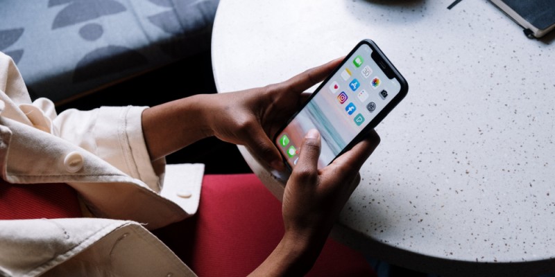 स्क्रिनको लतले मानसिक मात्र होईन् शारीरिक खतरा