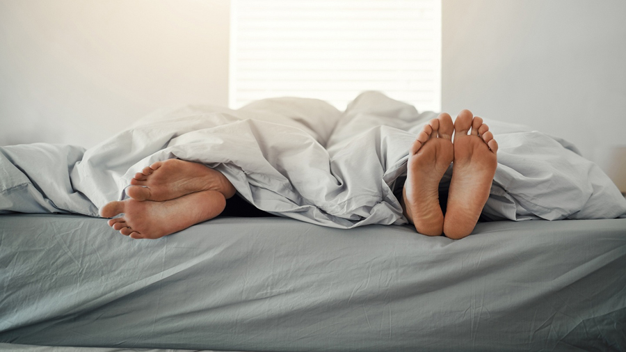 किन ‘स्लिप डिभोर्स’ लिइरहेका छन् जोडीहरू ?