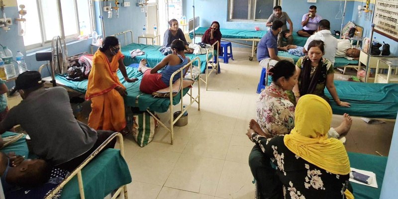 बीमा सेवा कटौतीपछि नारायणी अस्पतालमा बिरामीको चाप बढ्यो